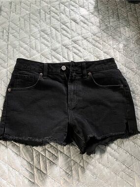 No Boundaries Black Frayed Hem Denim Shorts